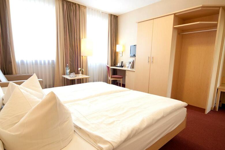 Hostal Hotel Garni Deutsches Haus