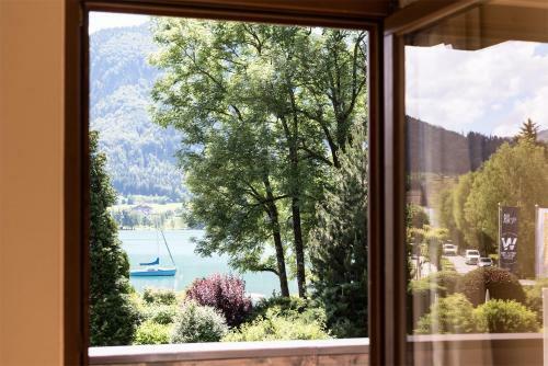 Hotel Ebner's Waldhof Am See Resort & Spa