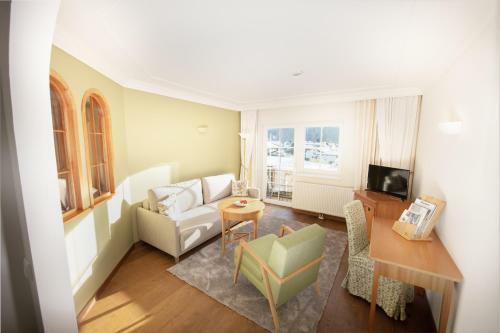 Hotel Ebner's Waldhof Am See Resort & Spa