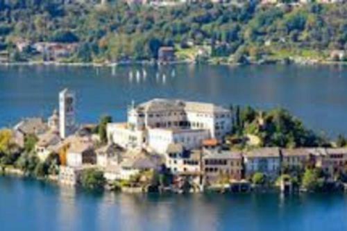 Apartamento Bilocale Affacciato Sul Lago D' Orta