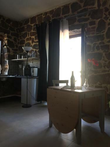 Sa Domo De Mannoi Su Catreathu