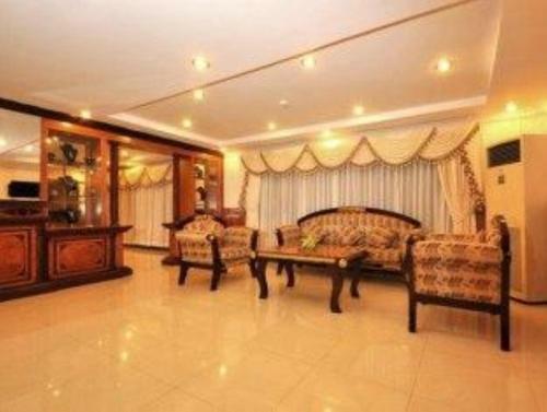 Rain Rock Hotel
