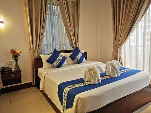 Rain Rock Hotel