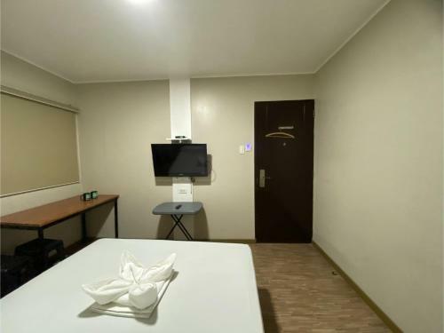 Hostal Oyo 878 Dg Budget Hotel Naia