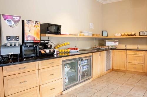 Motel Bcm Inns Fort Mcmurray - Franklin Avenue