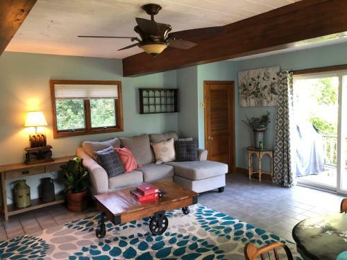1 Bed Cottage, Water Views & Water Access, Kayaks
