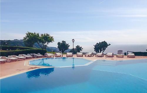 Nice Apartment In Parghelia With 2 Bedrooms