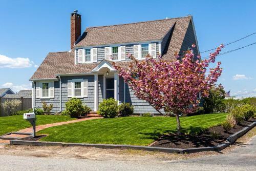 Cape Harbor Cottage
