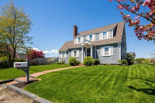 Cape Harbor Cottage