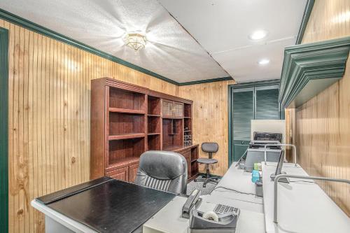 Crooked Lake Luxury