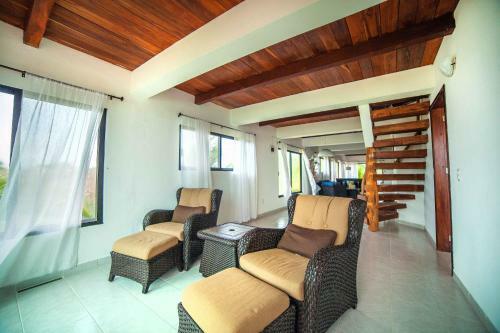 Hotel Kiras Beach House