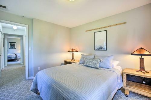Cozy Elk Rapids Home With Yard Walk To 2 Lakes