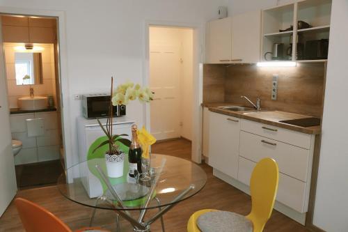 Helles Apartment F�r 1-2 Pers. Mit Parkplatz Und Wifi