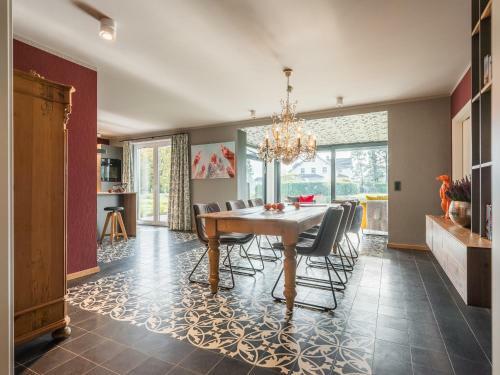 Apartamento Luxus Fewo 122 M� Direkt Am Wasser Mit Boot