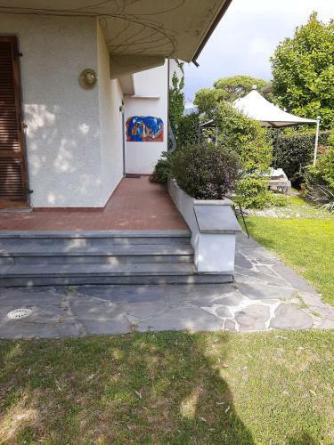 Accogliente Villetta Bi-familiare