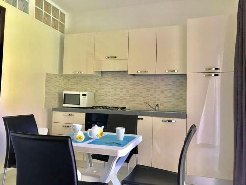 Pizzo Beach Club One Bed 46g & 47g