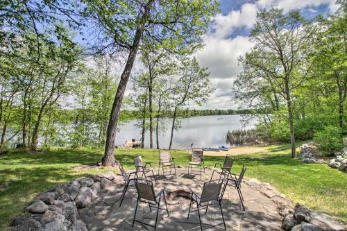 Stunning Crosslake Cabin With Deck And Lake Views!