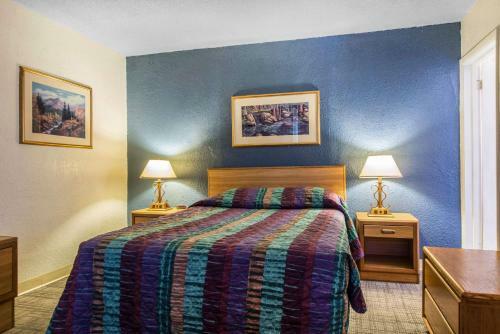 Hotel Rodeway Inn & Suites Colorado Springs