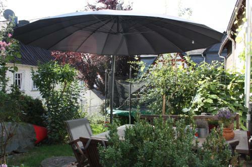 Bed & Breakfast Gleich Neben Dom Und Schloss