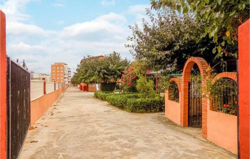 Beautiful Home In Pe��scola With 3 Bedrooms