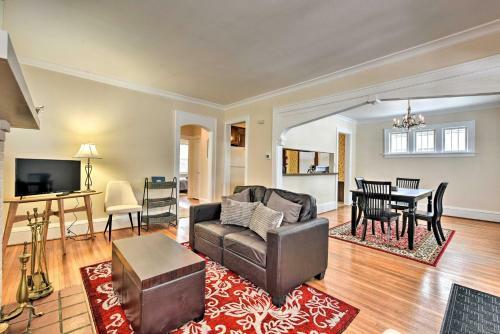 Central St Paul House With Sunroom And Fireplace!
