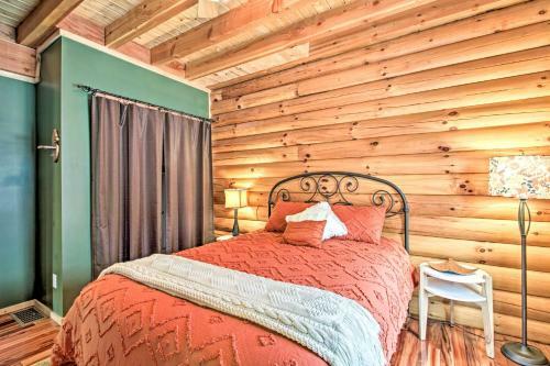 Modern Log Cabin With Rec Room, Steps To Lake!