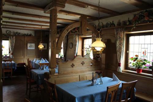 Hostal Hotel H�fler