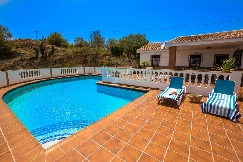 Villas Nerjazul- Los Tablazos