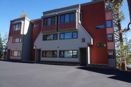 1849 Condos At Mammoths Canyon Lodge