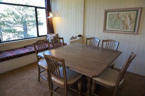 1849 Condos At Mammoths Canyon Lodge