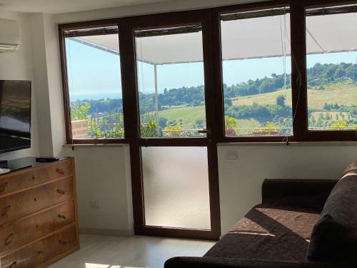 Hostal Red House Accomodation Potenza Picena