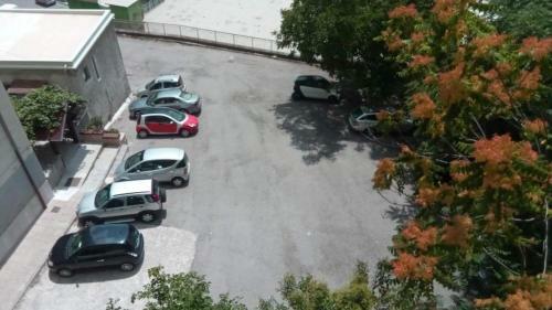 Hostal Essential House In Centro Citt� Con Parcheggio Privato E Wifi