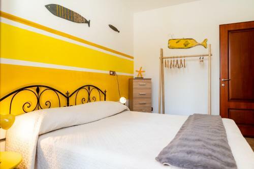 Hostal Nora Guesthouse Rooms And Villas