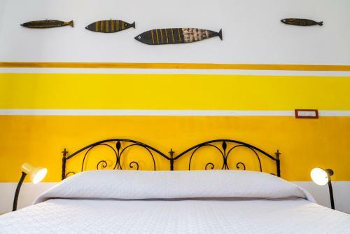 Hostal Nora Guesthouse Rooms And Villas