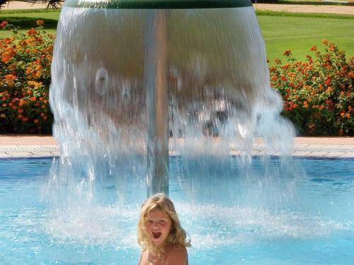 Spacious Apartment In Sardegna With A Swimming Pool