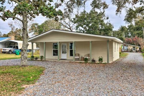 Spacious Gulfport Home With Yard 1 Mi To Beach