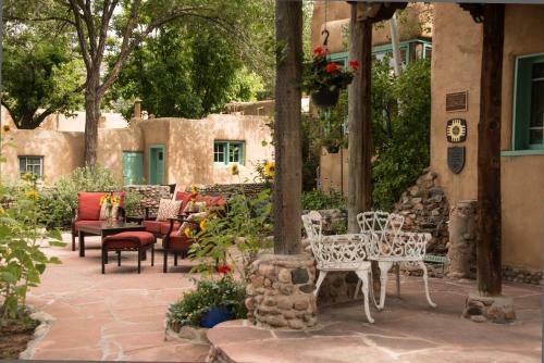 Inn Of The Turquoise Bear Bed And Breakfast