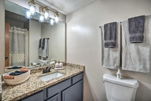 Apartamento Branson West Condo With Balcony And Lake Access!