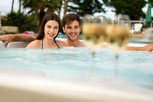 Ferienhaus Mit Whirlpool Und Sup Am Plauer See