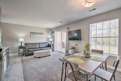 Apartamento Bright Branson Apt About 2 Mi To Moonshine Beach!