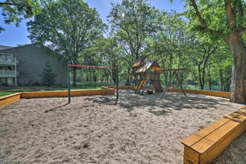 Apartamento Condo Resort Amenities, Deck And Lake View!