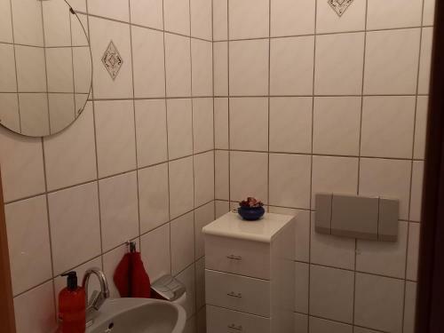 Charming Apartment In Mettendorf With A Garden
