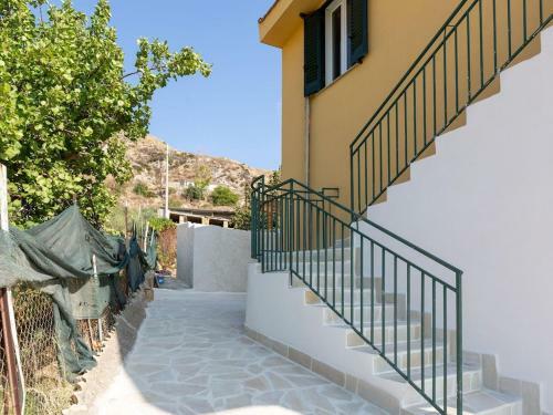 Villa Attractive Apartment In Realmonte With Shared Swimming Pool