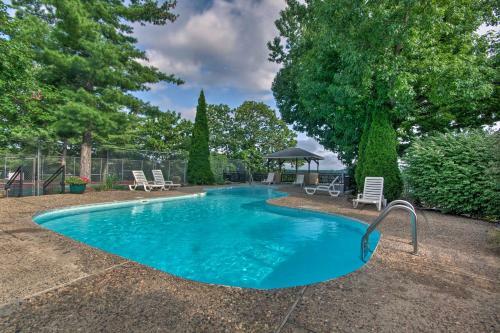Apartamento Lakefront Condo With Boat Slip, Dock And Pools!