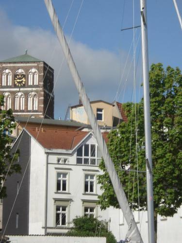 Hostal Pension Zur F�hrbr�cke