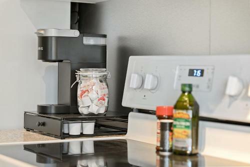Crossroads Art District Upscale Stay With Free Parking 344