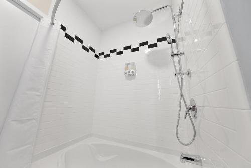 Apartamento Spacious Insta-worthy Oasis Steps From Night Life 360
