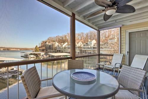 Apartamento Lovely Lakefront Condo With Dock And Pool Access!