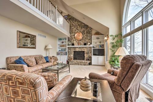 Osage Beach Family Home With Deck Lake Views!