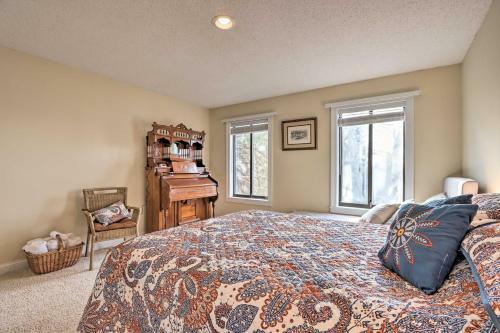 Osage Beach Family Home With Deck Lake Views!